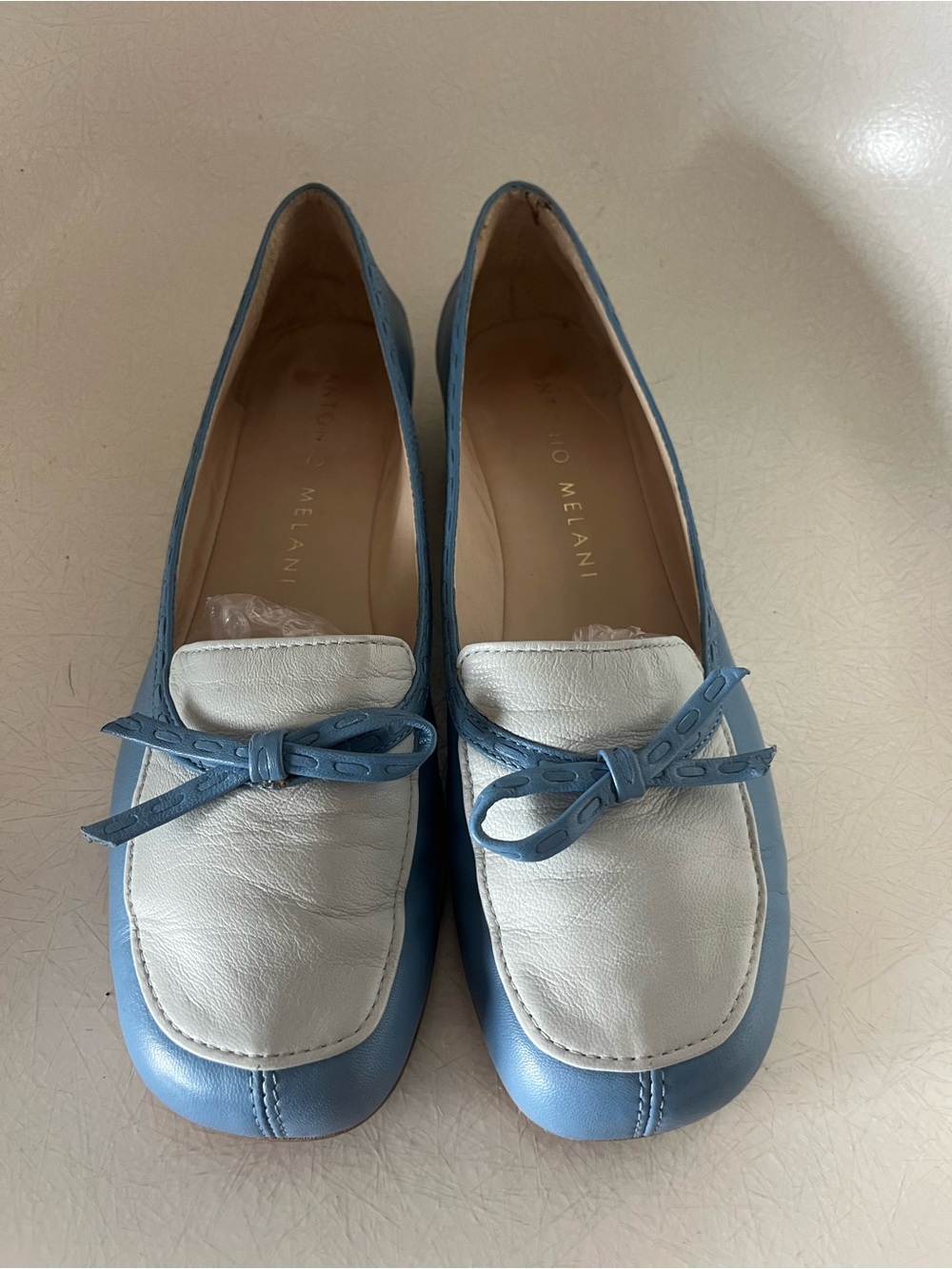 Antonio Melani light blue leather flats size 8.5